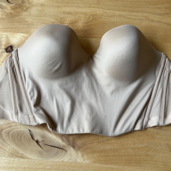 B. TEMPT’D WACOAL STRAPLESS BRA NUDE BEIGE 34DD LINGERIE MODERN SILICONE - Picture 7 of 13